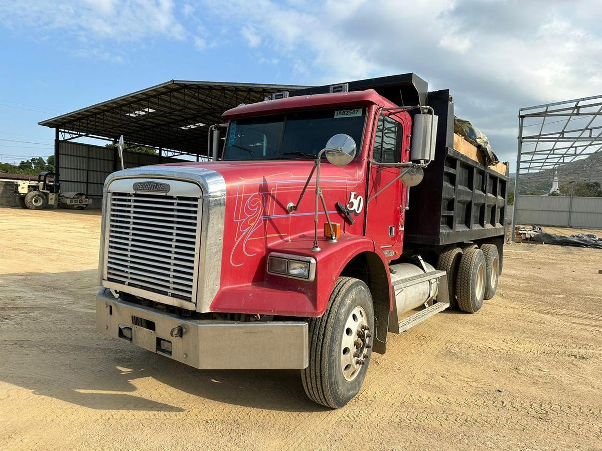 Volqueta Freightliner